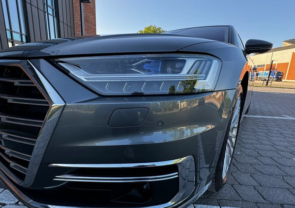 Audi A8 cena 272656 przebieg: 39500, rok produkcji 2021 z Łódź małe 562